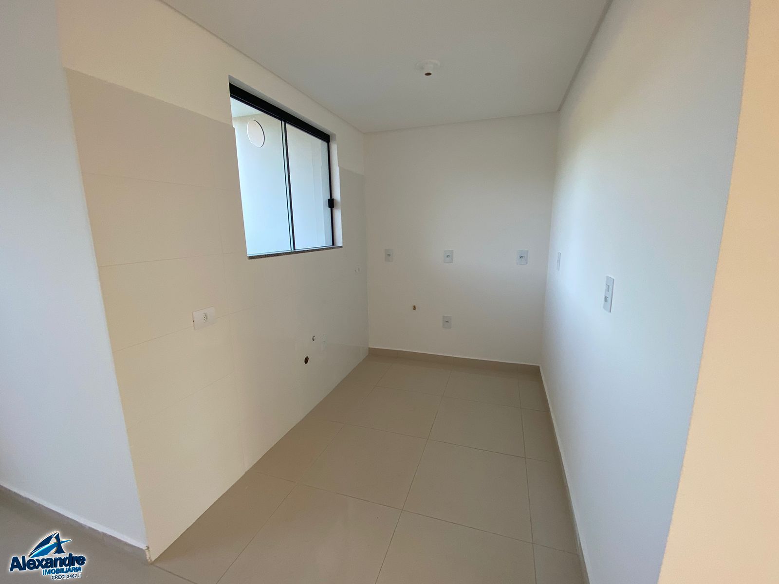 Casa à venda com 3 quartos, 87m² - Foto 8