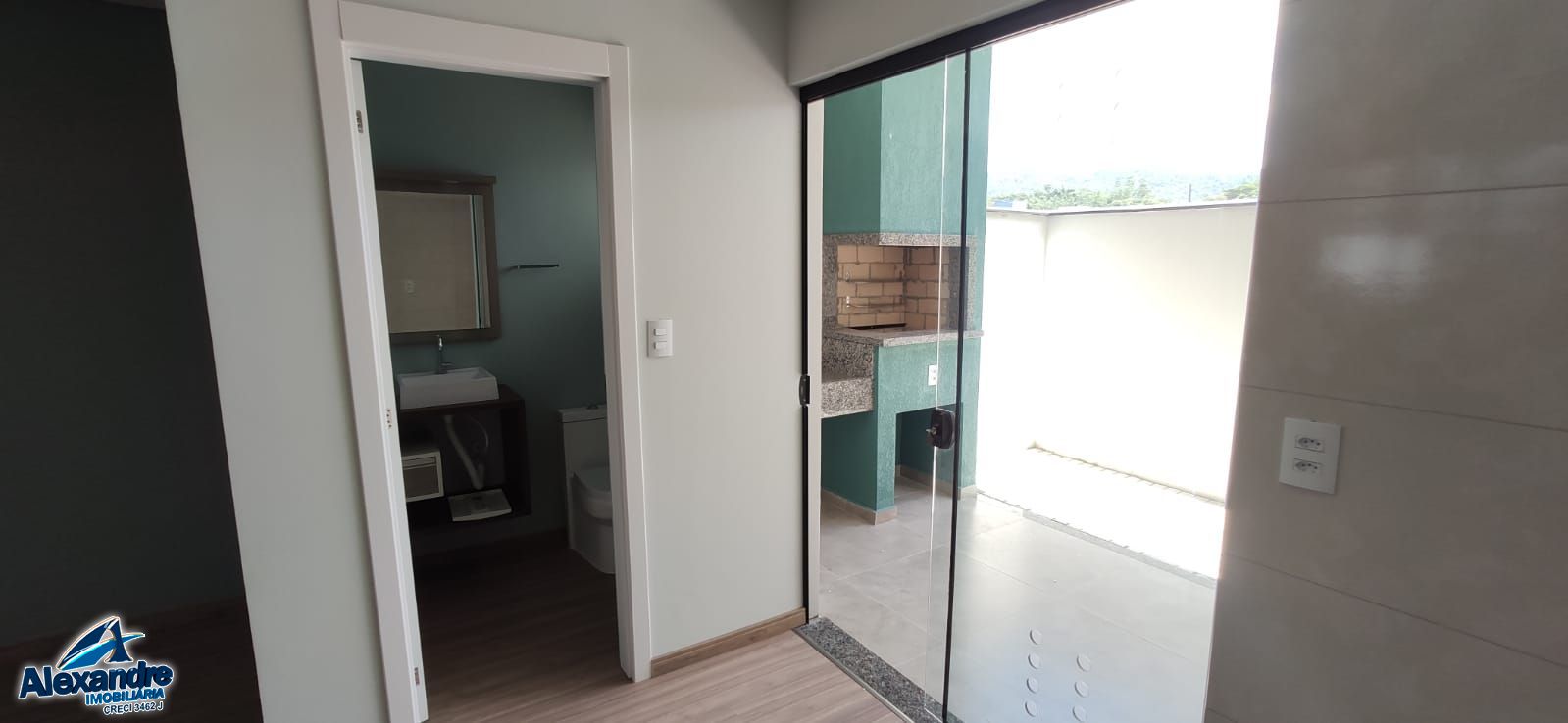 Casa à venda com 2 quartos, 93m² - Foto 4