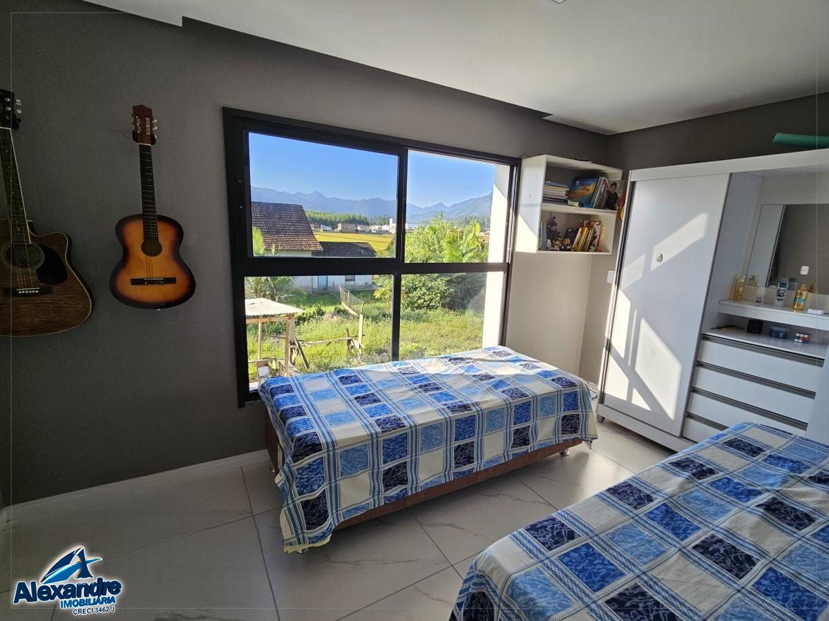 Casa à venda com 3 quartos, 90m² - Foto 9