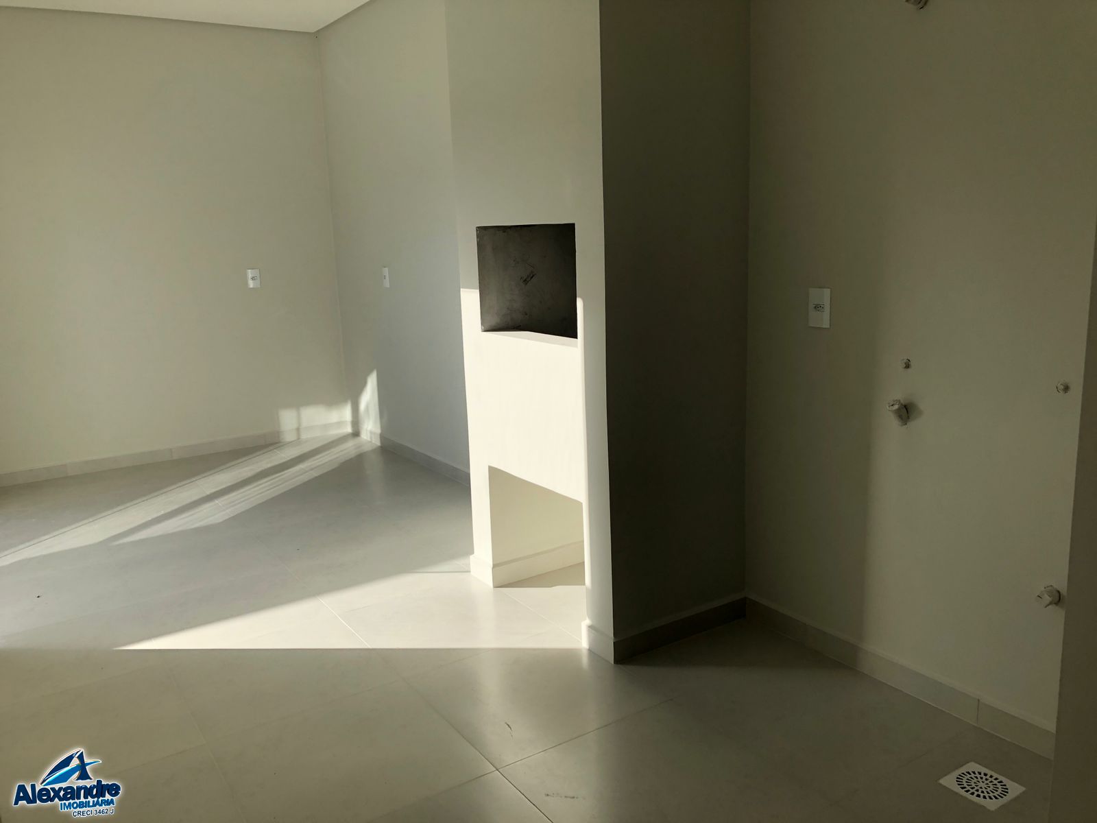 Casa à venda com 3 quartos, 110m² - Foto 10