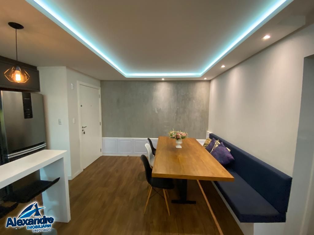 Apartamento à venda com 2 quartos, 72m² - Foto 4