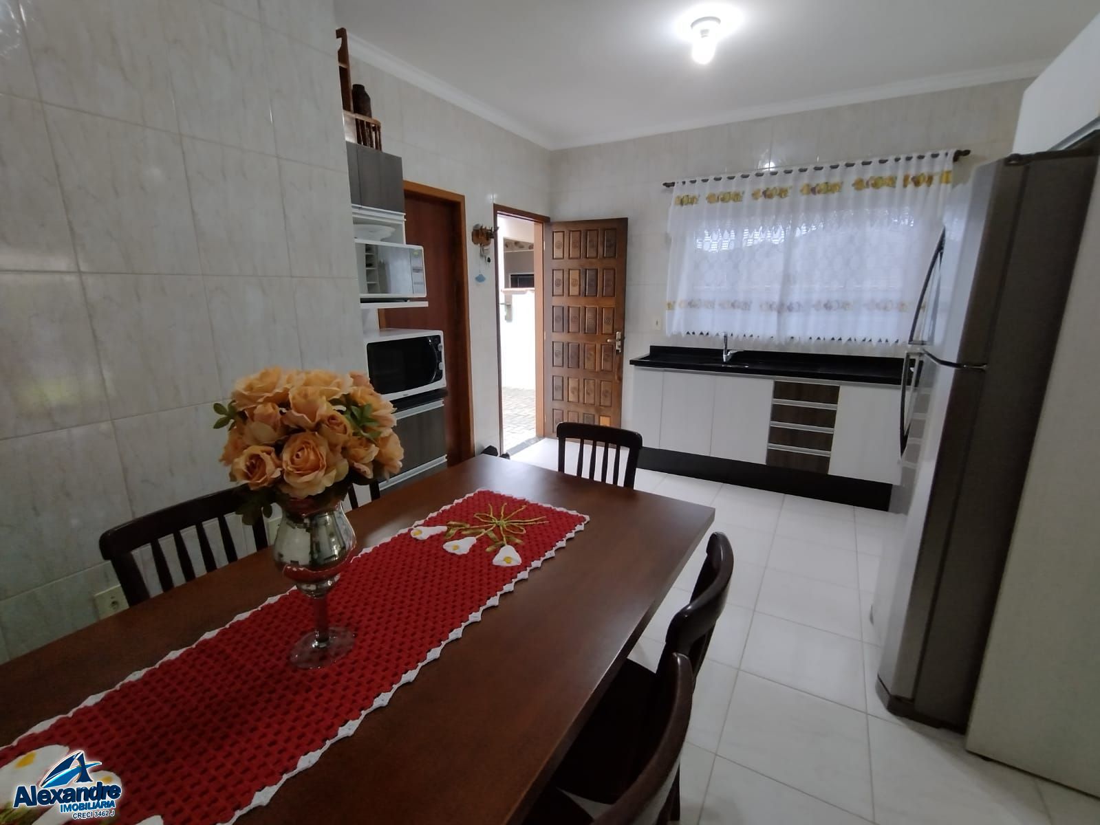 Casa à venda com 3 quartos, 150m² - Foto 5