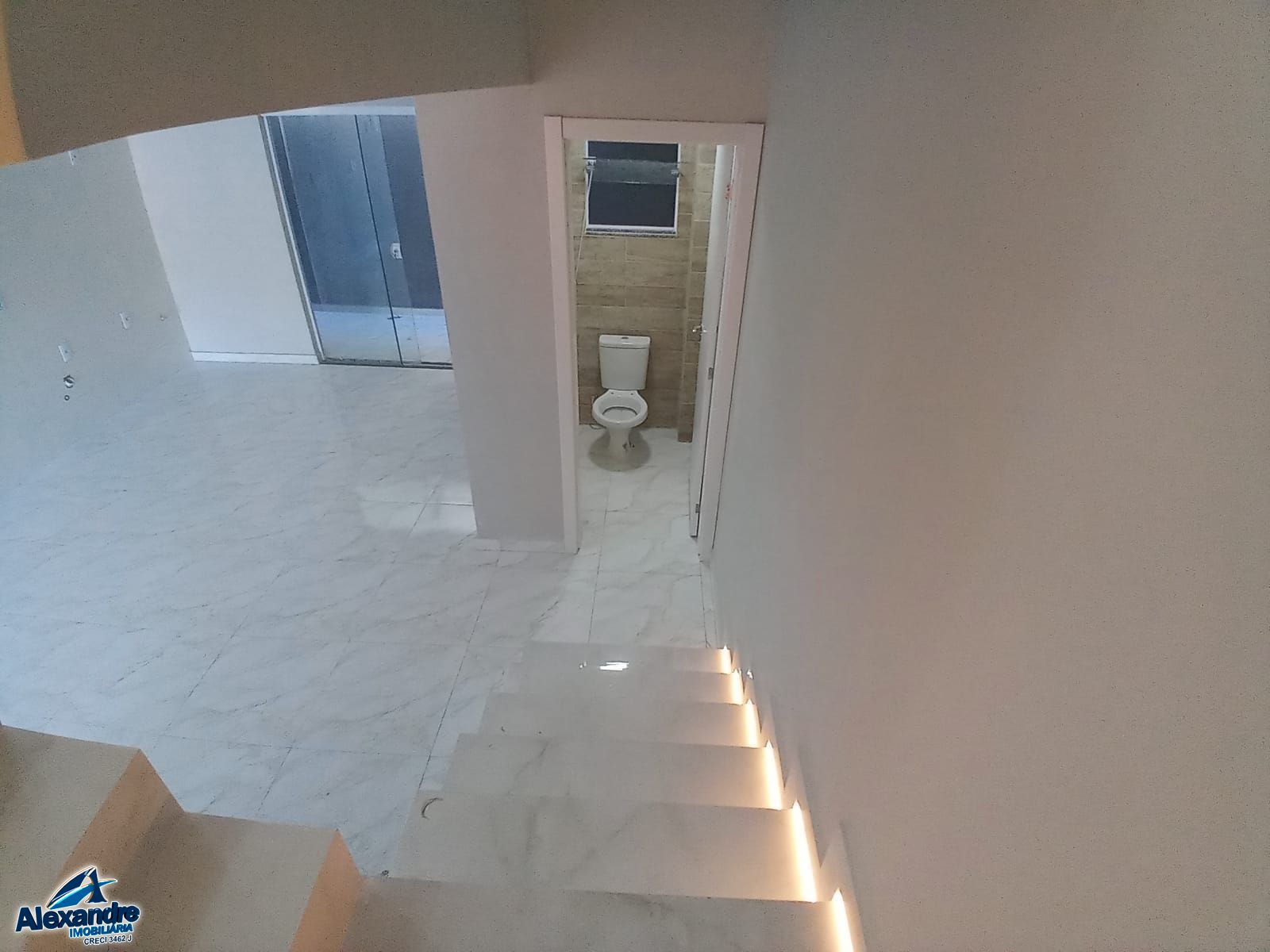 Casa à venda com 2 quartos, 102m² - Foto 11