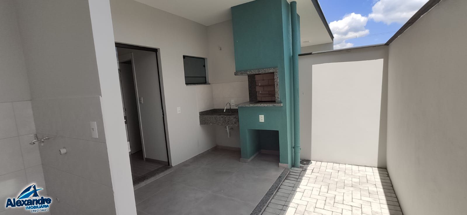 Casa à venda com 2 quartos, 93m² - Foto 3
