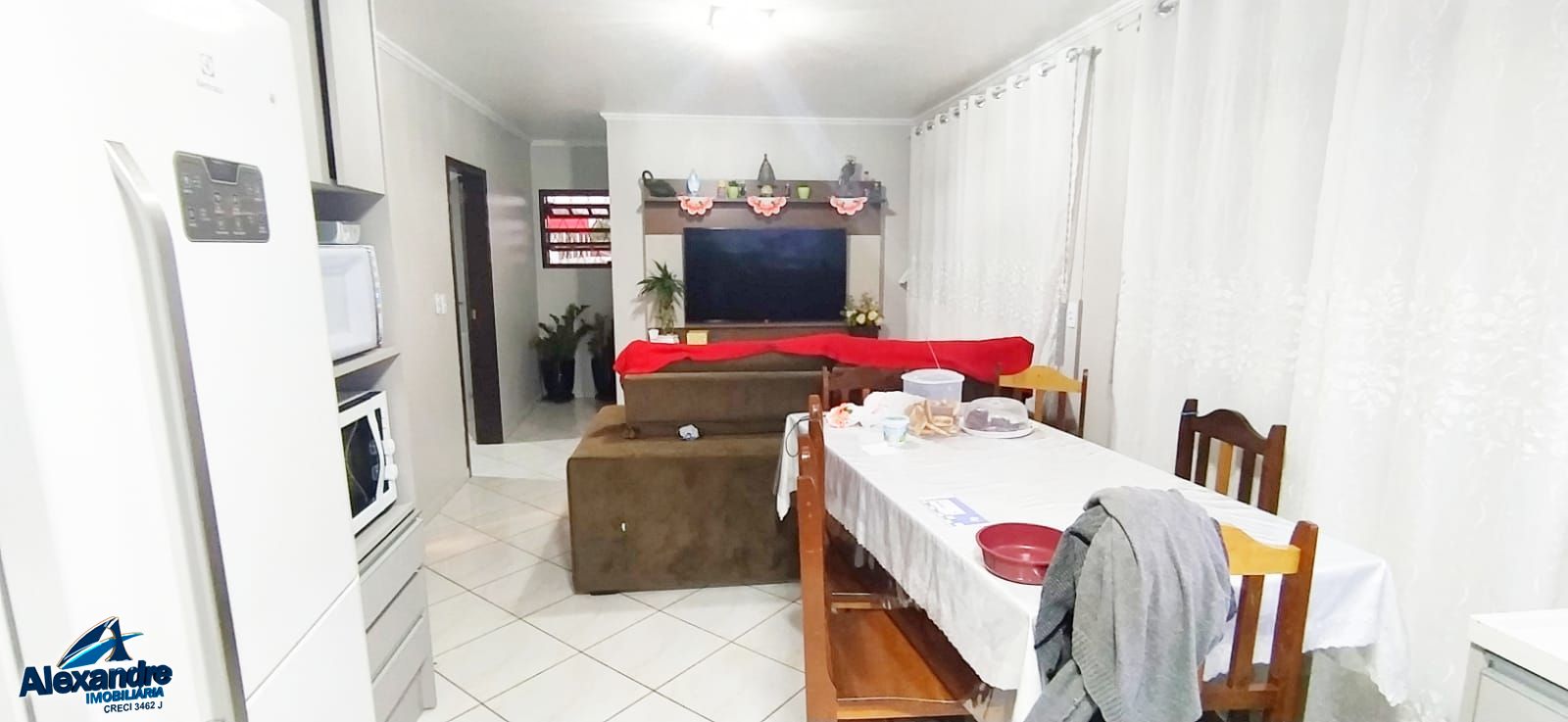 Casa à venda com 3 quartos, 100m² - Foto 6