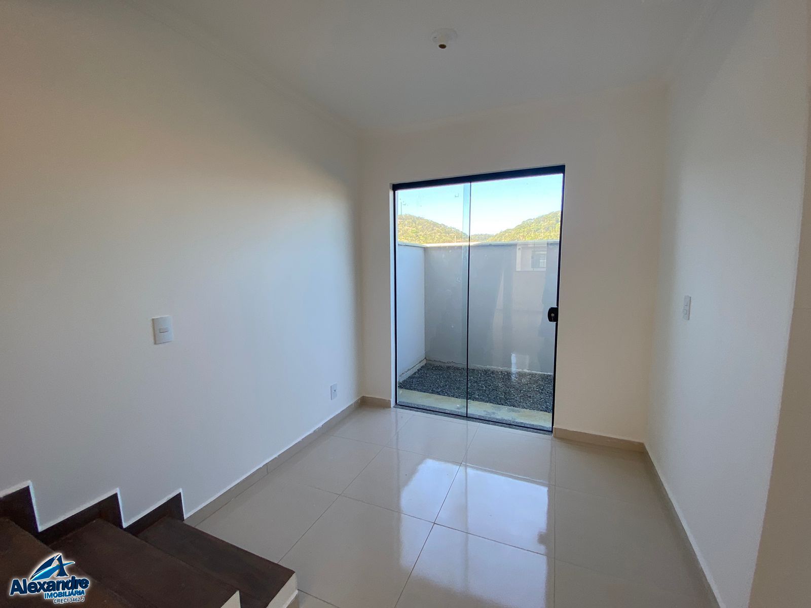 Casa à venda com 3 quartos, 87m² - Foto 5