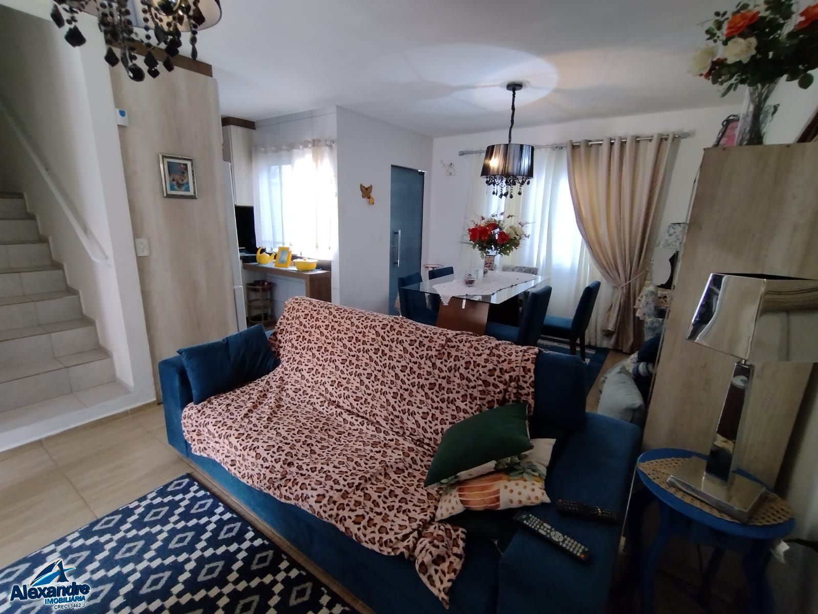 Casa à venda com 3 quartos, 160m² - Foto 4