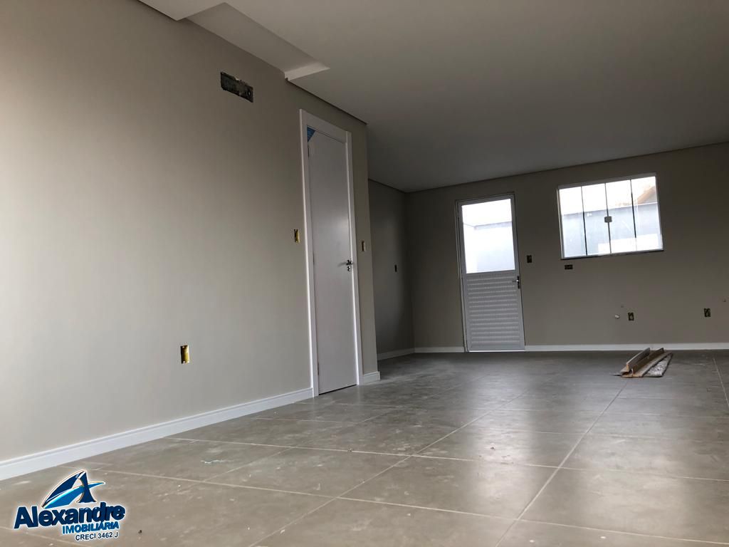 Casa à venda com 2 quartos, 97m² - Foto 3