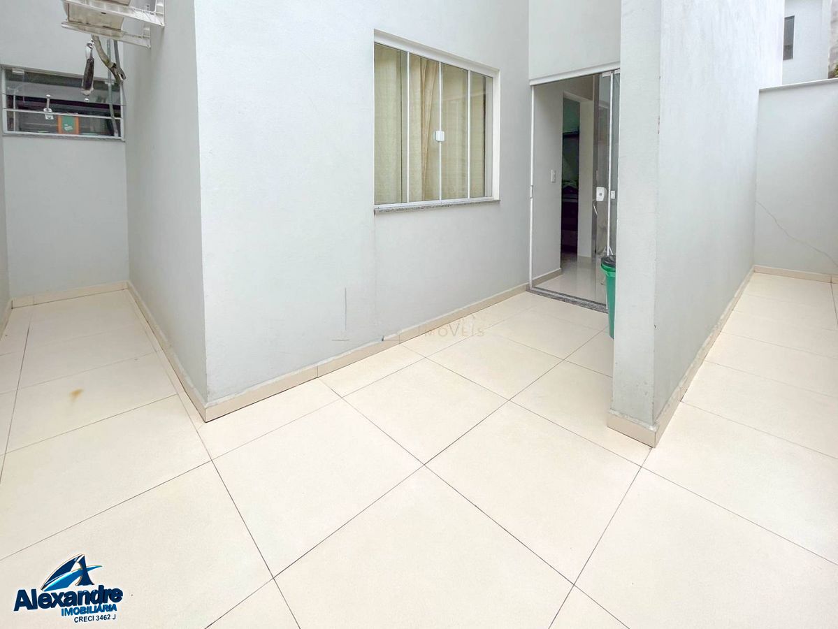 Apartamento à venda com 2 quartos, 70m² - Foto 6