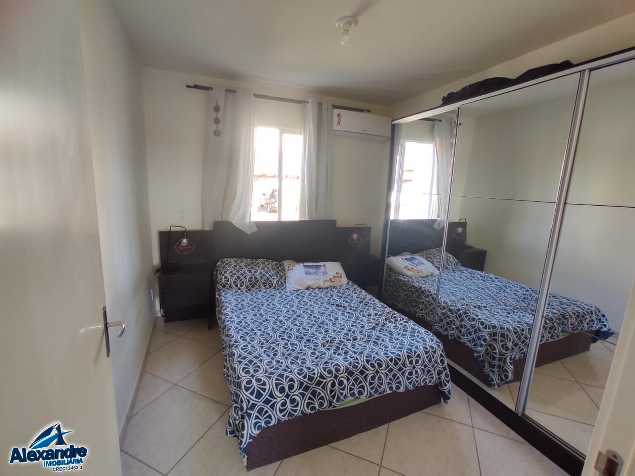 Casa à venda com 2 quartos, 45m² - Foto 5