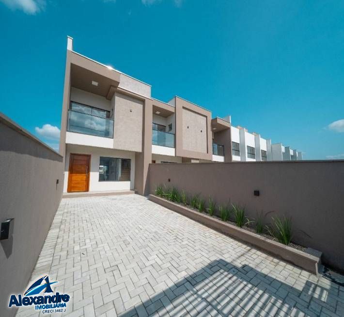 Casa à venda com 2 quartos, 93m² - Foto 1
