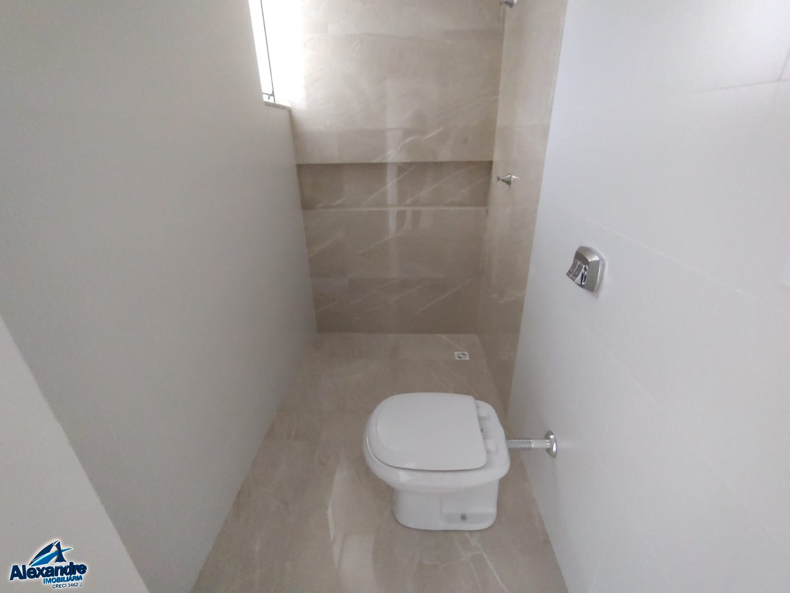 Casa à venda com 3 quartos, 105m² - Foto 8