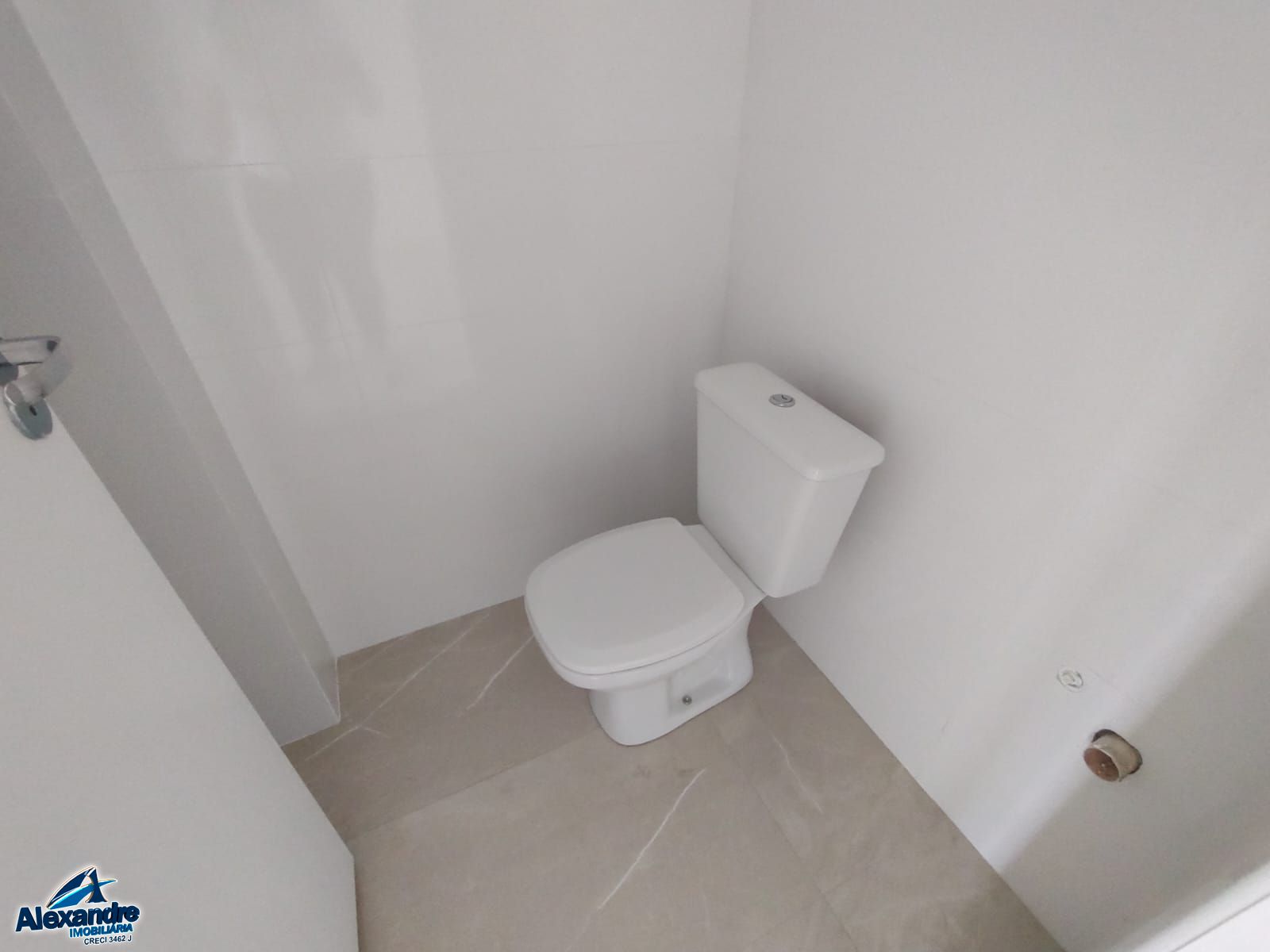 Casa à venda com 3 quartos, 105m² - Foto 14