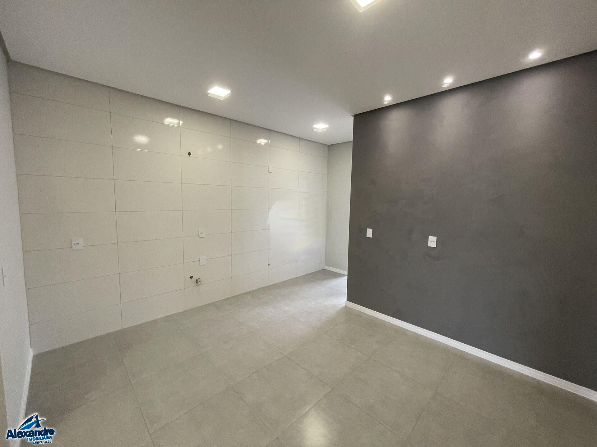 Casa à venda com 2 quartos, 57m² - Foto 4