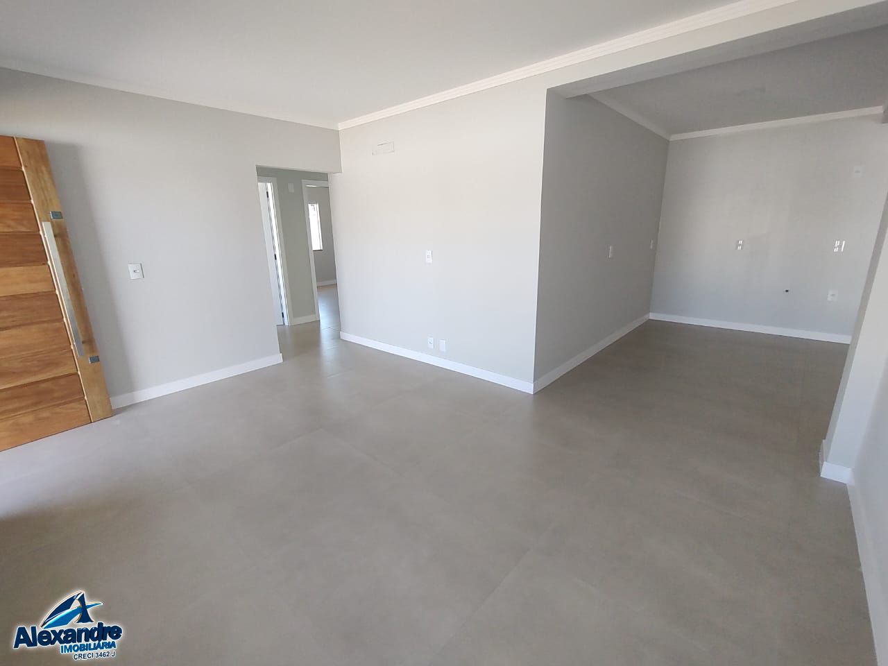 Casa à venda com 3 quartos, 154m² - Foto 2