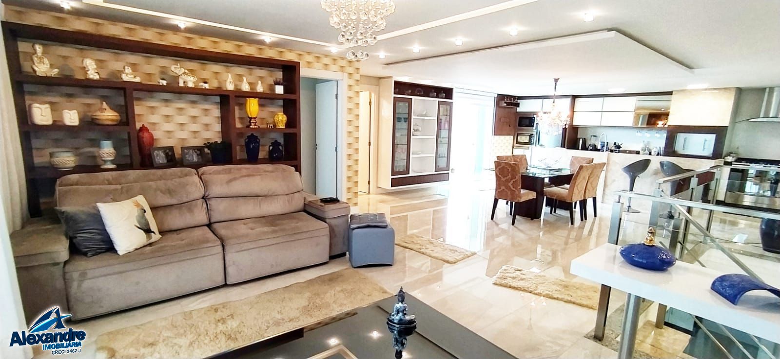 Apartamento à venda com 3 quartos, 206m² - Foto 4