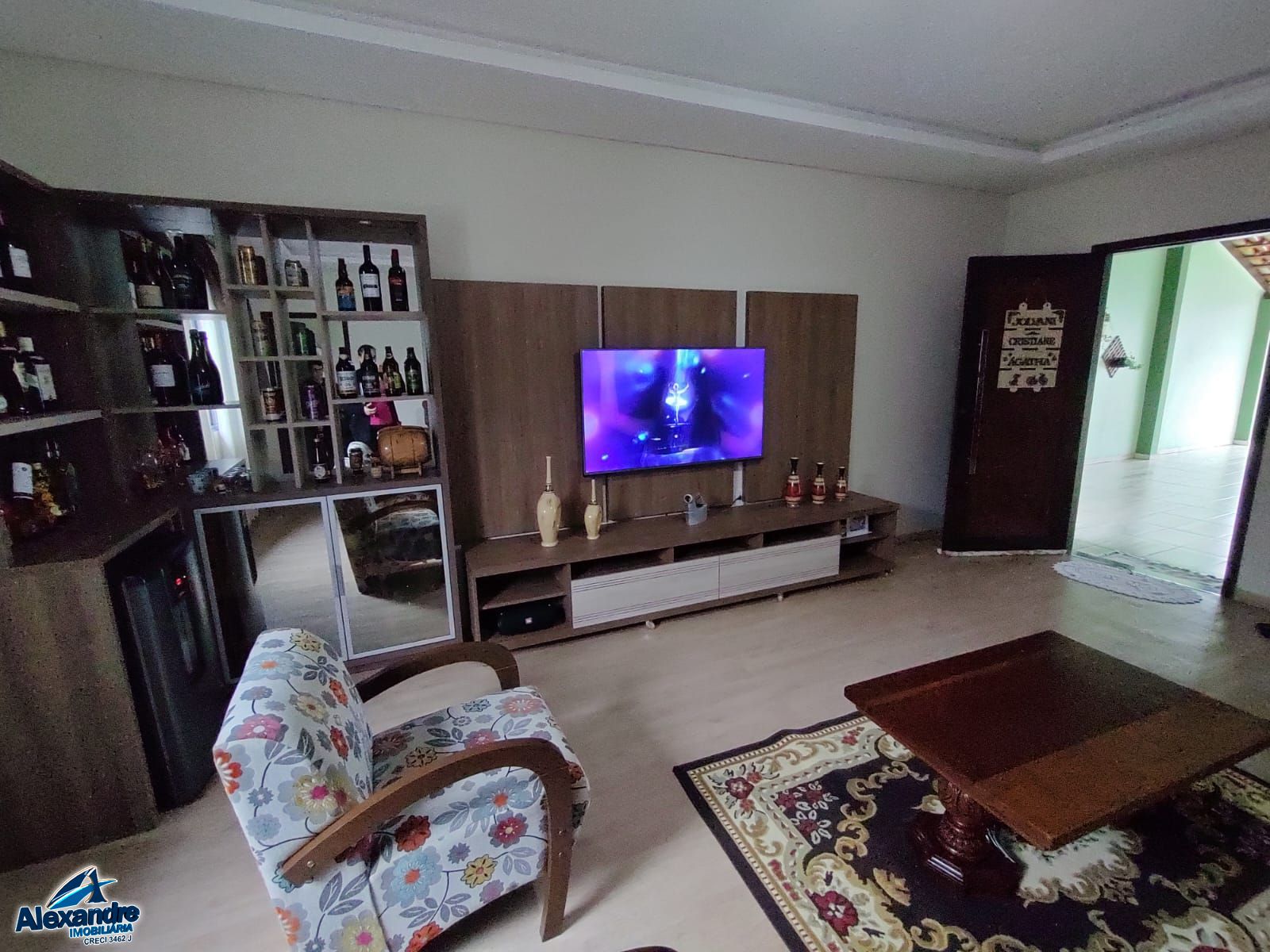 Casa à venda com 3 quartos, 220m² - Foto 3