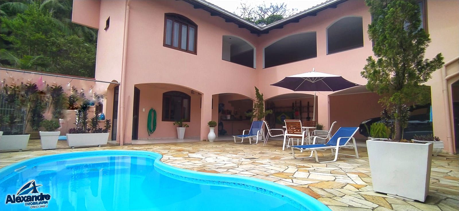 Casa  venda  no Tifa Martins - Jaragu do Sul, SC. Imveis