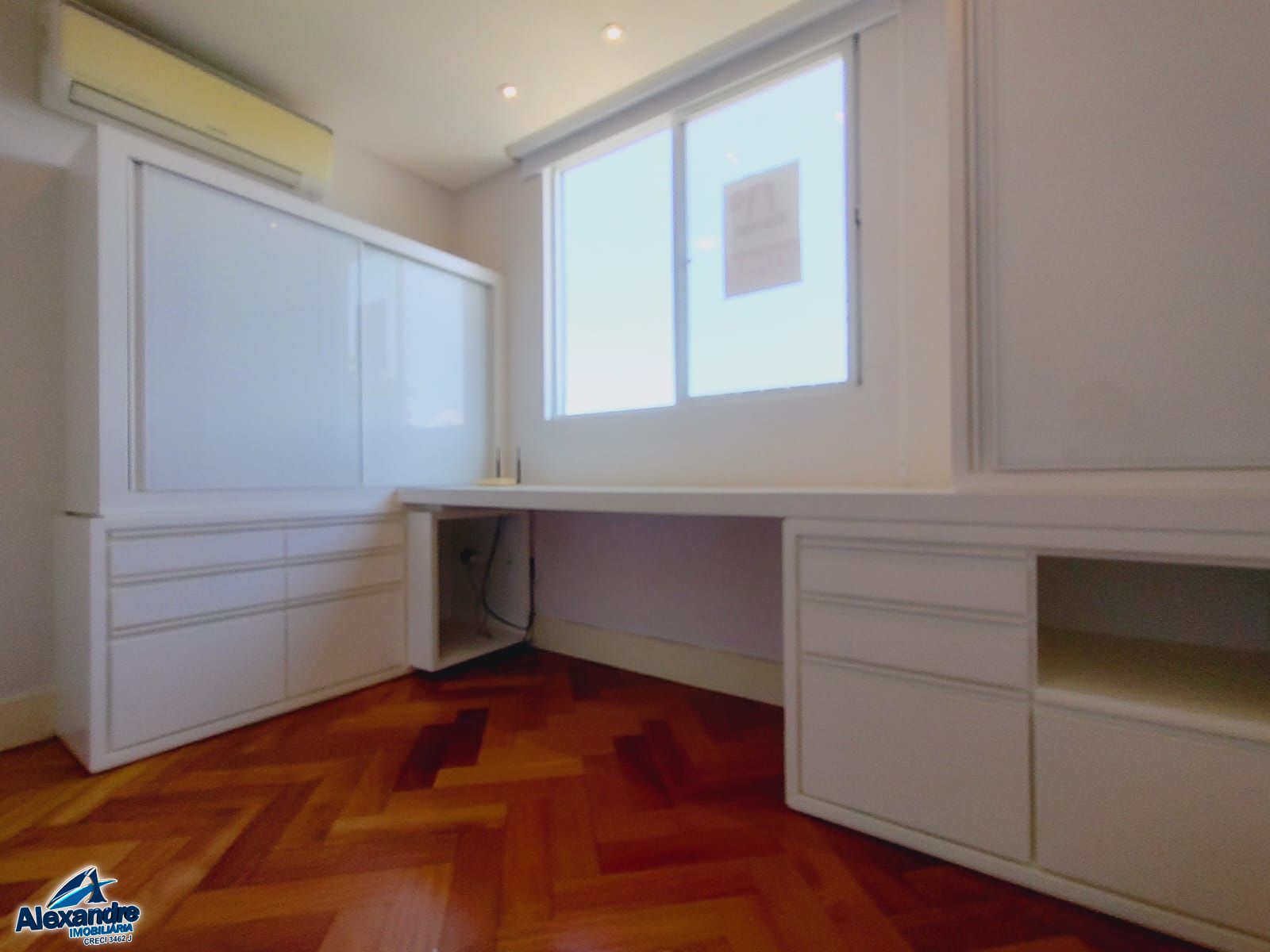 Apartamento à venda com 3 quartos, 317m² - Foto 30