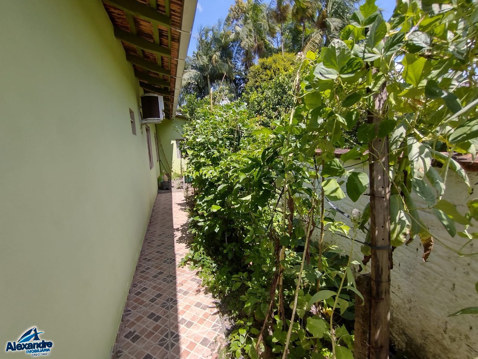 Casa à venda com 4 quartos, 124m² - Foto 4