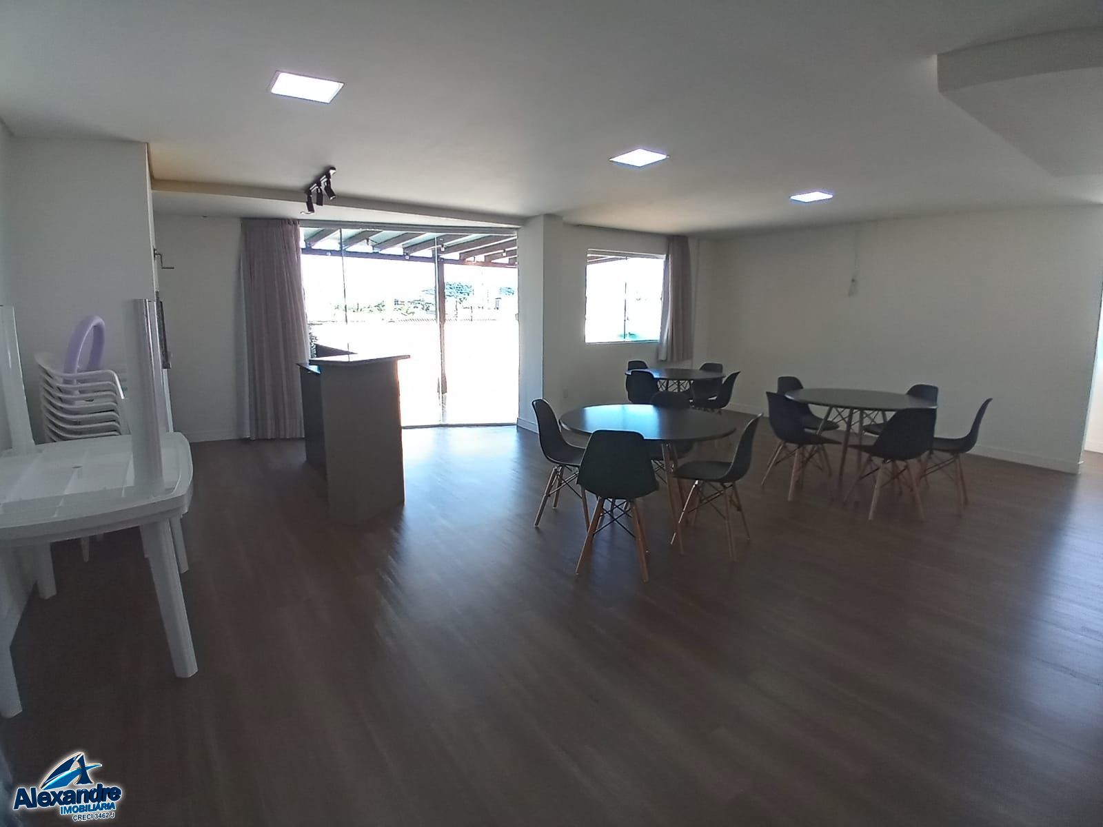 Apartamento à venda com 3 quartos, 94m² - Foto 23