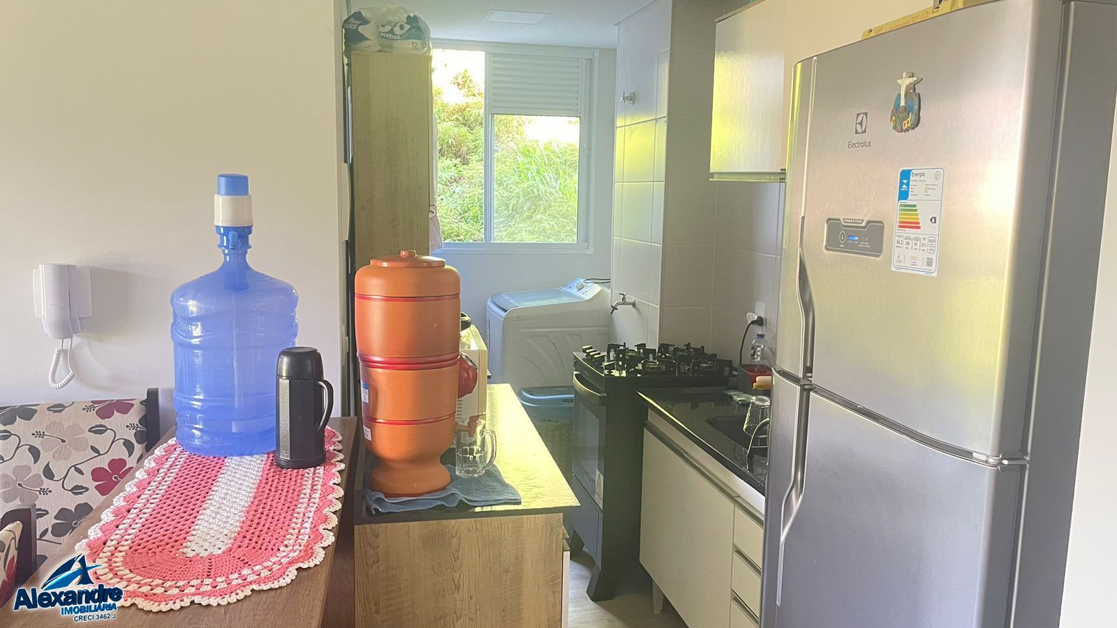 Apartamento à venda com 2 quartos, 58m² - Foto 3