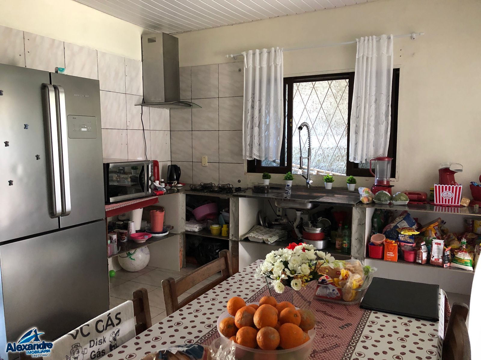 Casa à venda com 3 quartos, 160m² - Foto 2