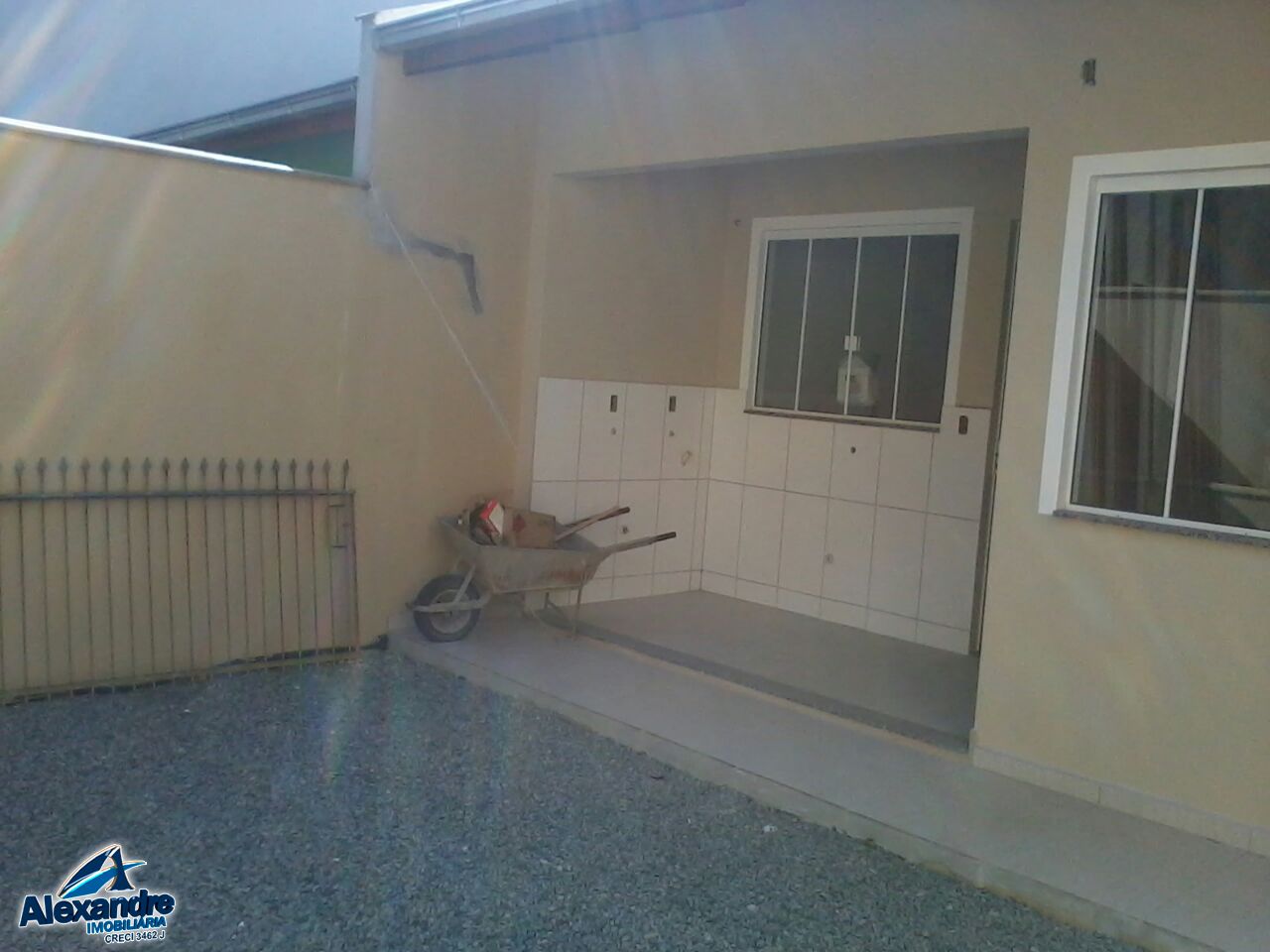 Casa à venda com 3 quartos, 80m² - Foto 6