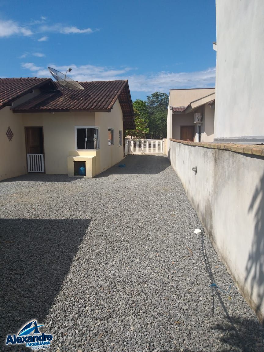 Casa à venda com 3 quartos, 95m² - Foto 13