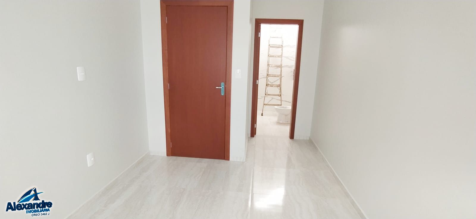 Casa à venda com 2 quartos, 66m² - Foto 12