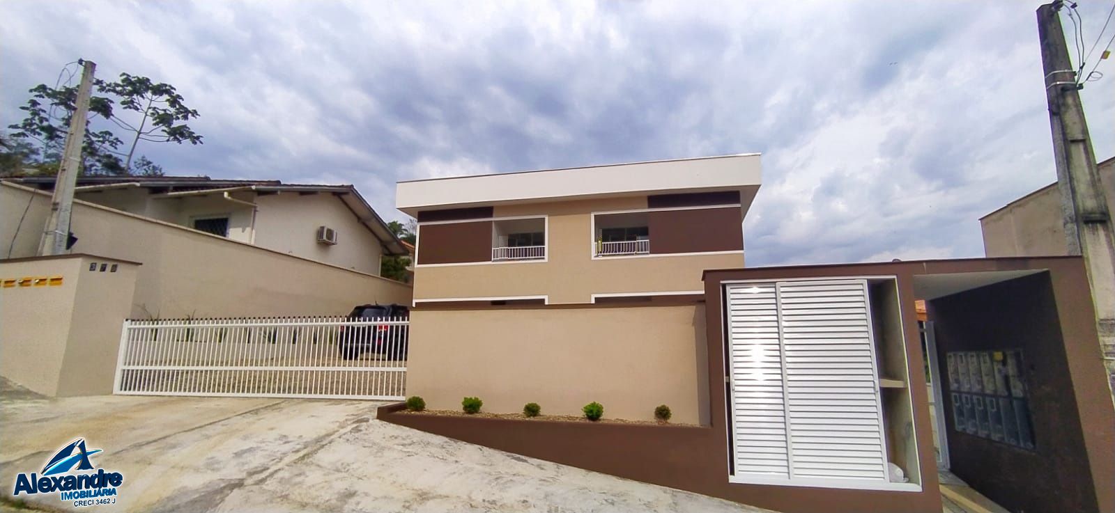 Apartamento à venda com 2 quartos, 72m² - Foto 3