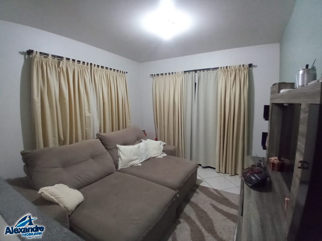 Casa, 2 quartos, 70 m² - Foto 1