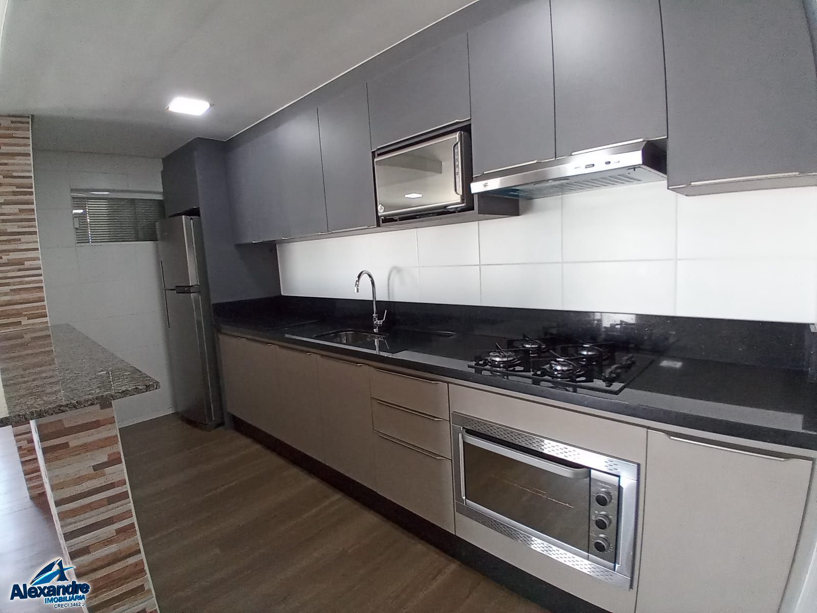 Apartamento à venda com 3 quartos, 94m² - Foto 25