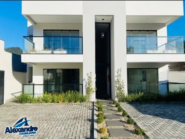Apartamento à venda com 3 quartos, 82m² - Foto 1