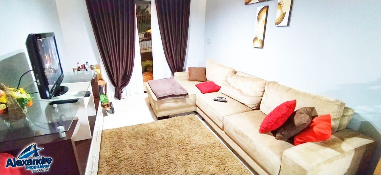 Casa à venda com 3 quartos, 200m² - Foto 3