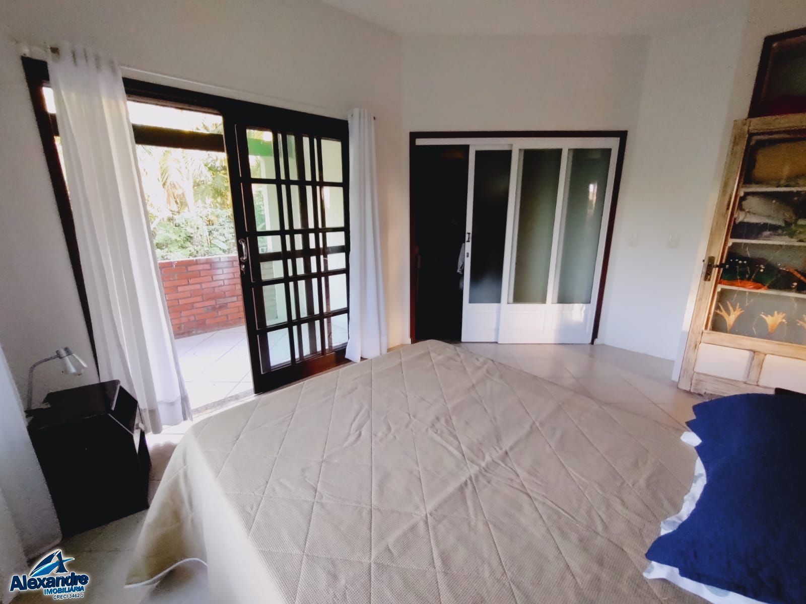 Casa à venda com 2 quartos, 126m² - Foto 8