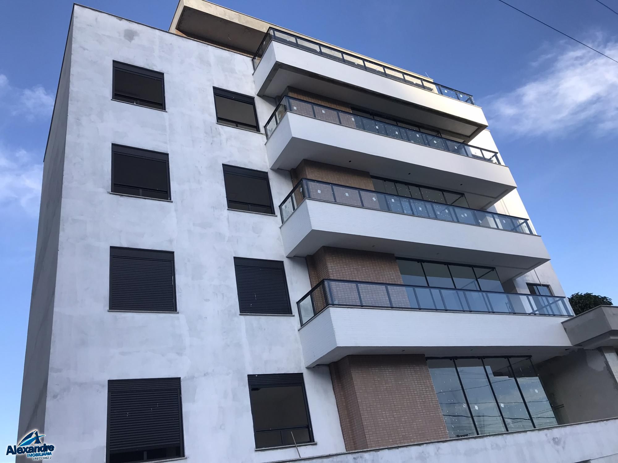 Apartamento à venda com 3 quartos, 130m² - Foto 4