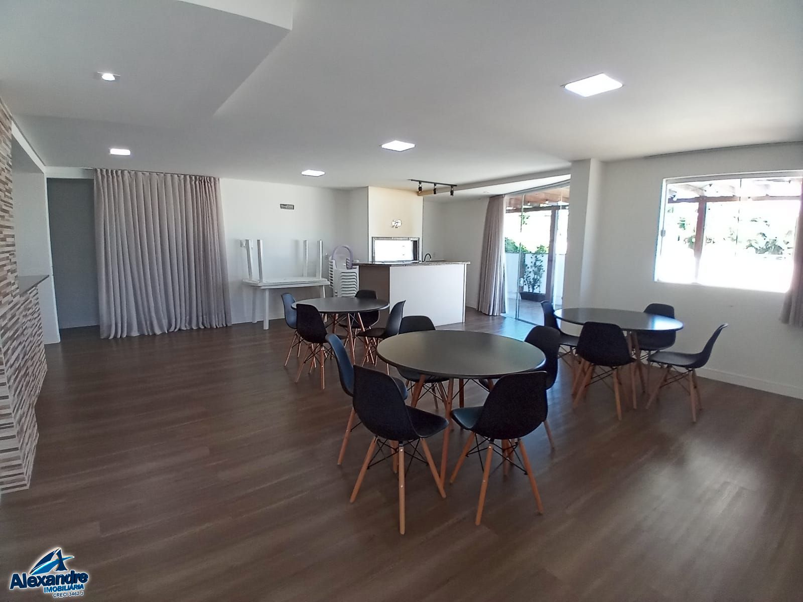 Apartamento à venda com 3 quartos, 94m² - Foto 24