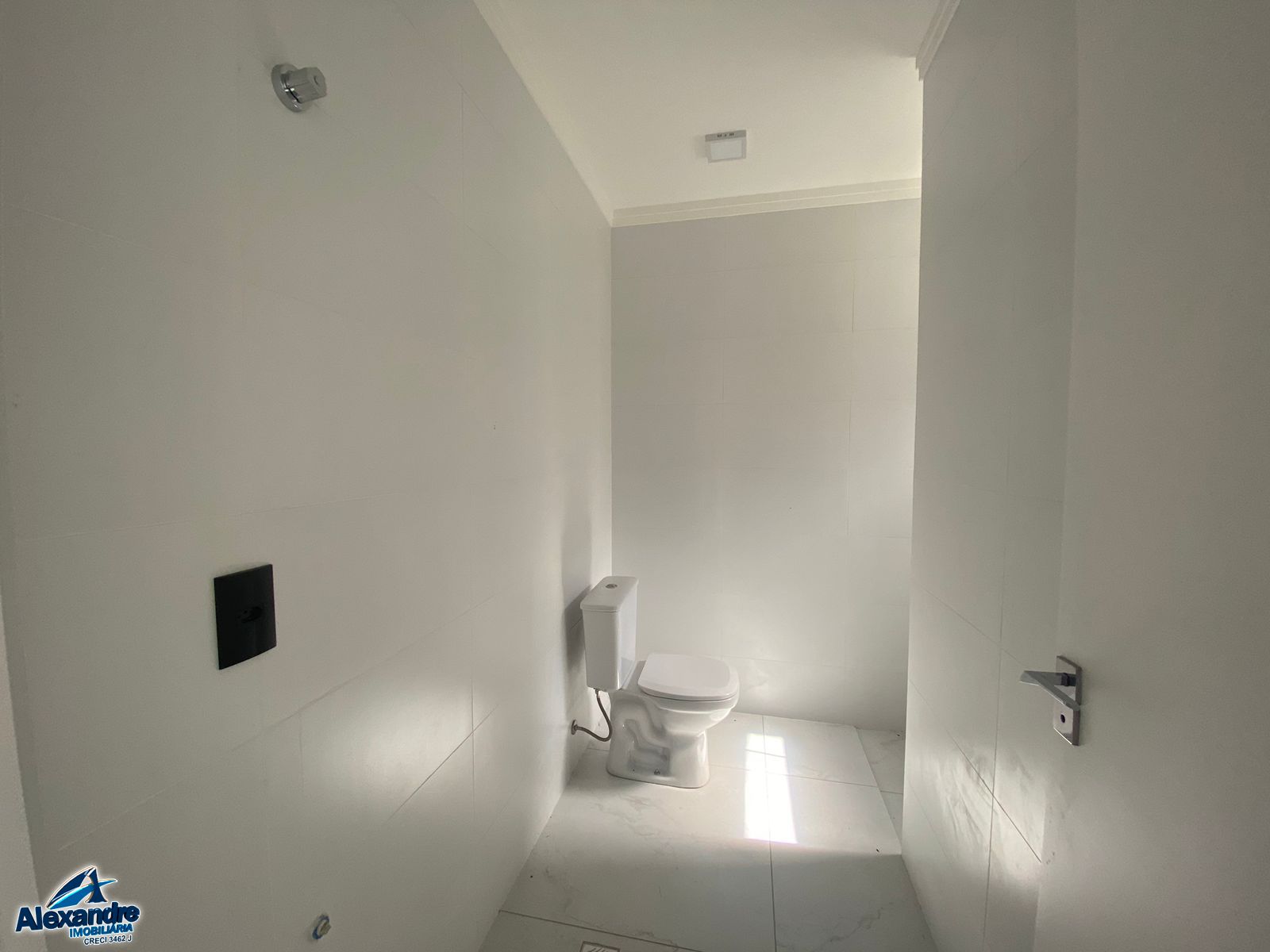 Casa à venda com 3 quartos, 84m² - Foto 9