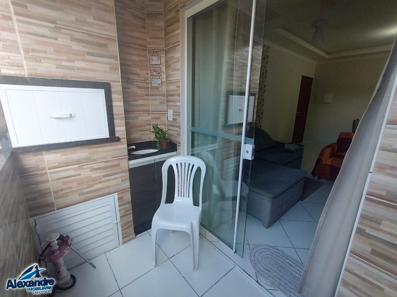 Apartamento à venda com 3 quartos, 82m² - Foto 2