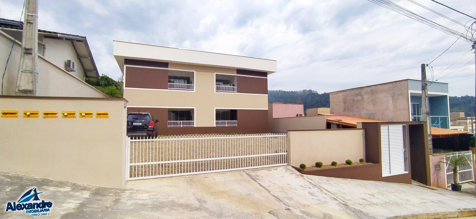 Apartamento à venda com 2 quartos, 72m² - Foto 1