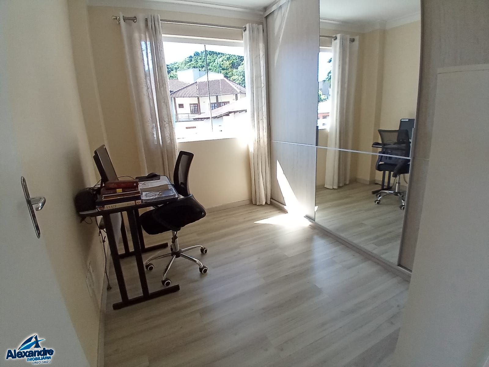 Apartamento à venda com 3 quartos, 94m² - Foto 11