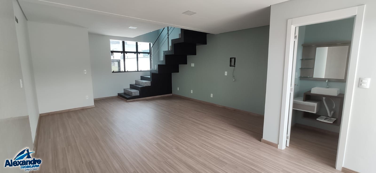 Casa à venda com 2 quartos, 93m² - Foto 8