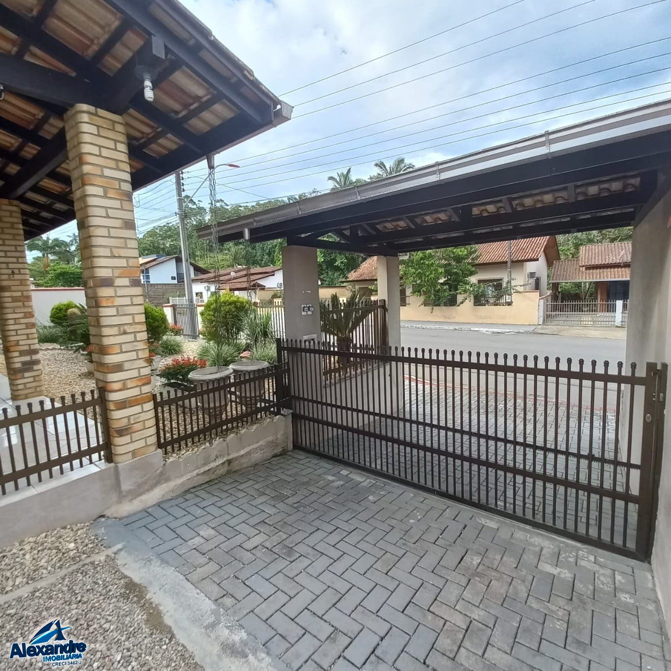 Casa à venda com 4 quartos, 340m² - Foto 5