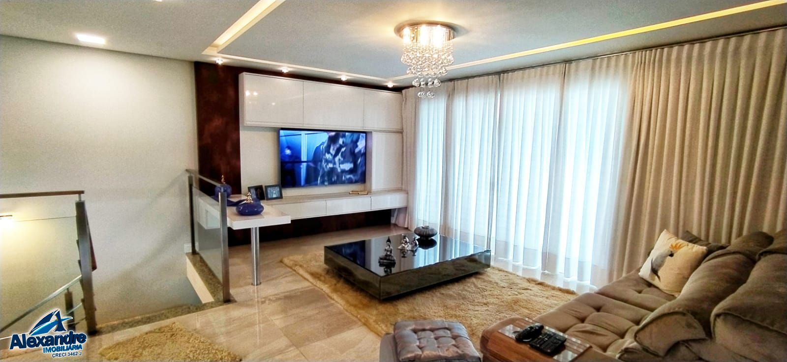Apartamento à venda com 3 quartos, 206m² - Foto 3