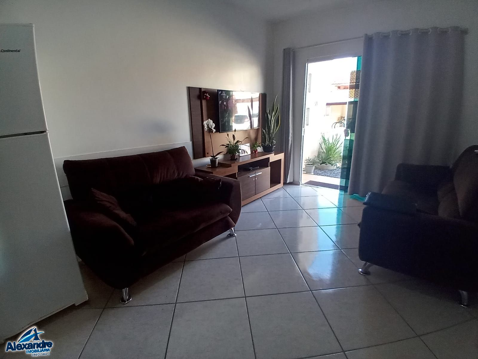 Casa à venda com 2 quartos, 82m² - Foto 3