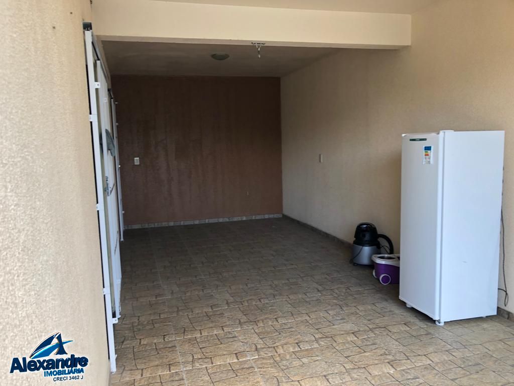 Casa à venda com 3 quartos, 120m² - Foto 15