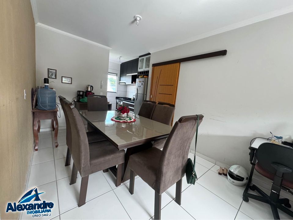 Apartamento à venda com 2 quartos, 70m² - Foto 3