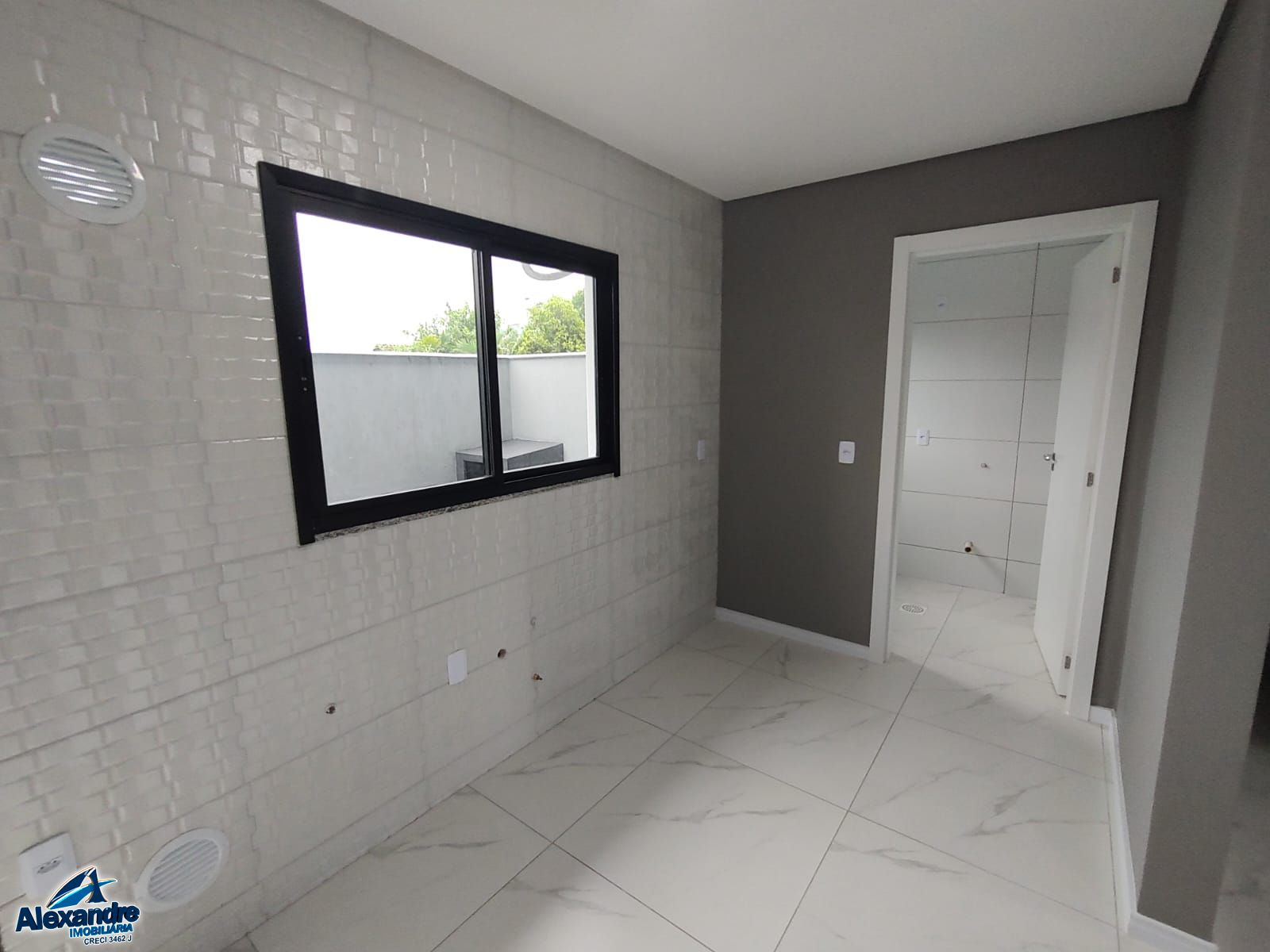 Casa à venda com 3 quartos, 91m² - Foto 3