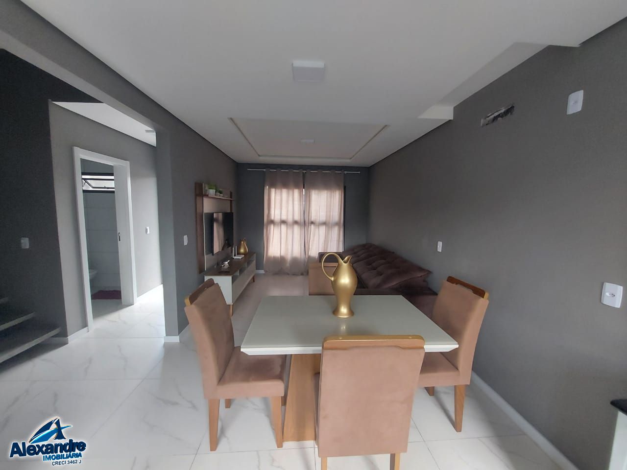 Casa à venda com 3 quartos, 90m² - Foto 3